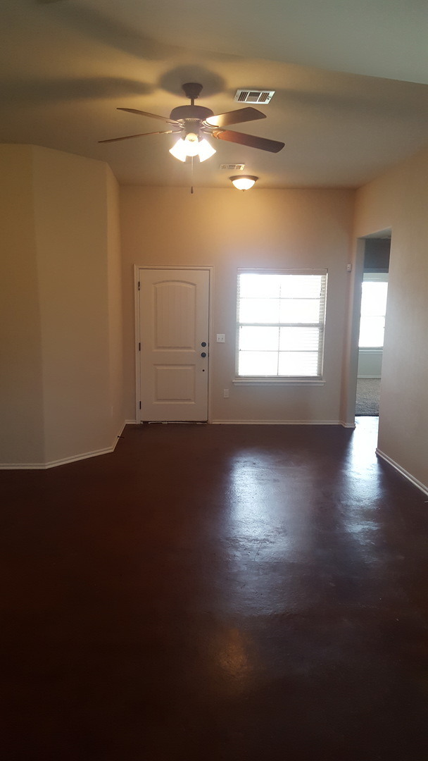 Building Photo - Beautiful home with Storm Shelter