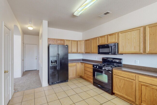 Building Photo - 6512 Los Pueblos Pl NW