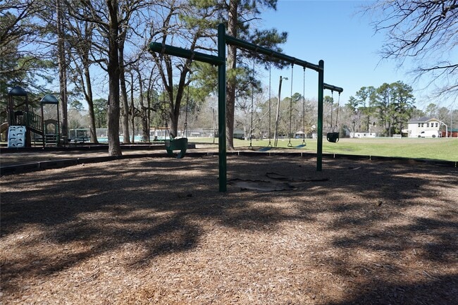 Building Photo - 9582 Darkwood St