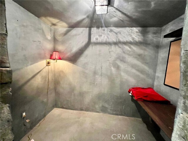 Building Photo - 224 Cll De Madrid