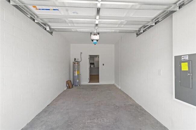 Building Photo - 36064 Risa Michele St