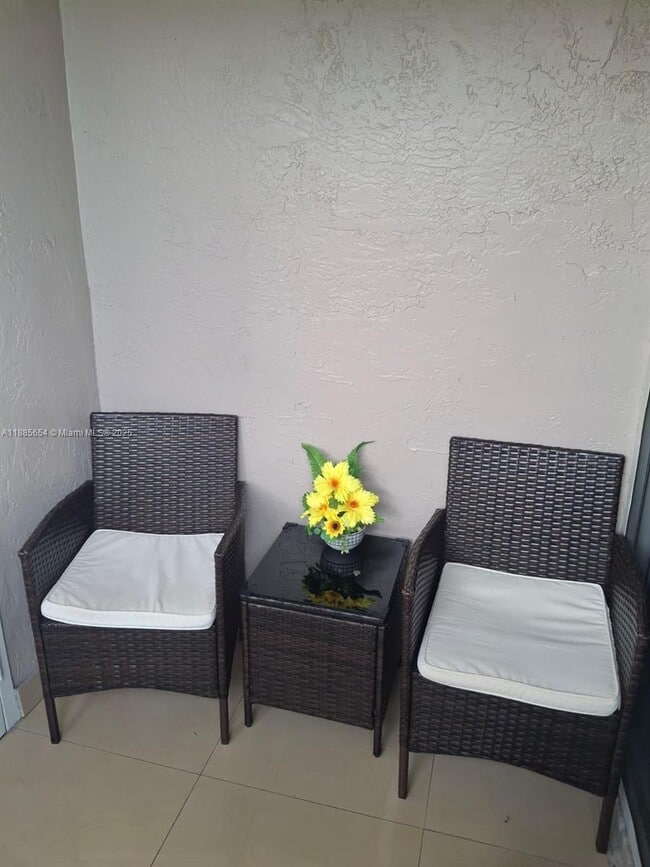 Building Photo - 17565 NW 67th Pl