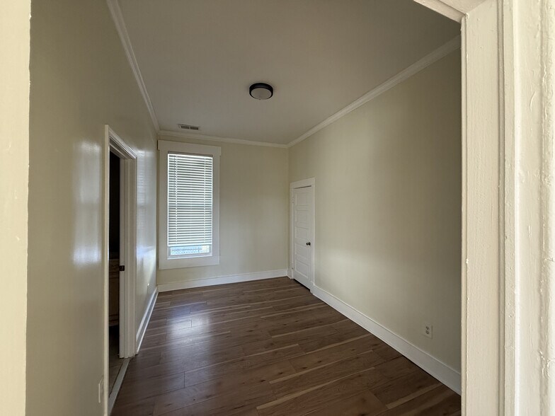 bedroom 2 - 1371 Ridgeway St