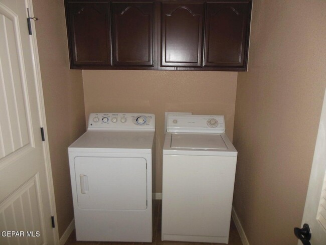 Building Photo - 14206 Bluesky Point Ct