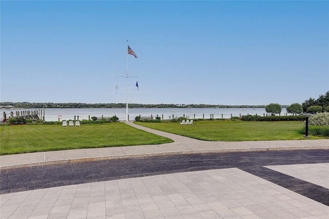 Building Photo - 1180 Narragansett Blvd