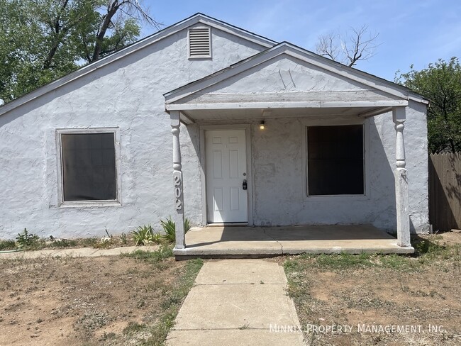 Building Photo - 202 S Virginia St