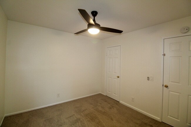 Building Photo - 8626 Summerdale Rd