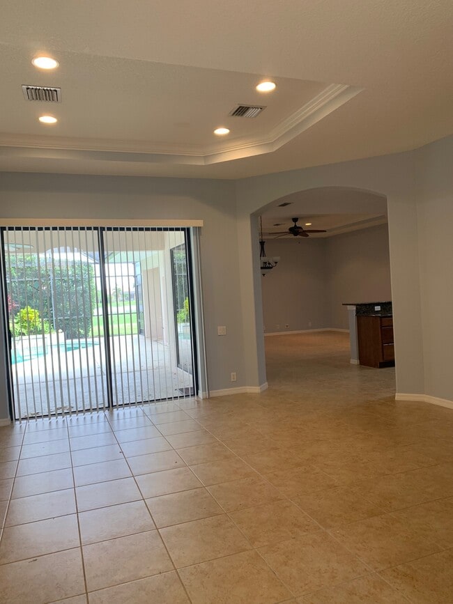Building Photo - 12705 Penguin Dr