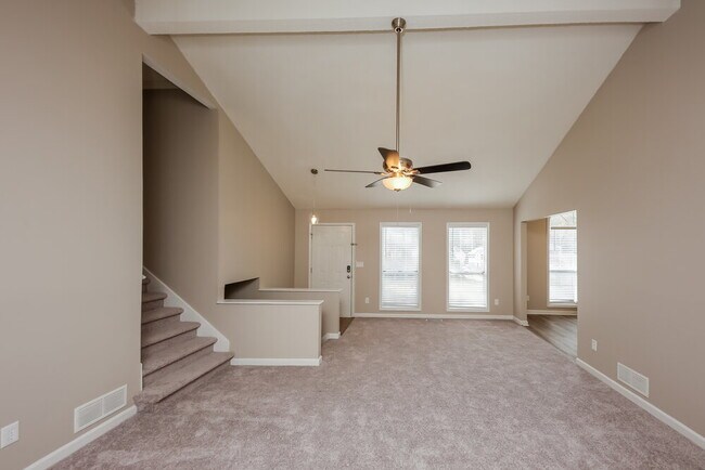 Building Photo - 1622 Cumberland Club Rd SW