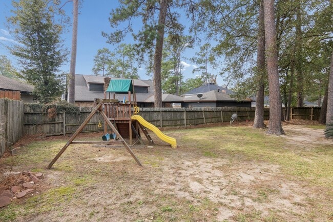 Building Photo - 10815 Cypresswood Dr