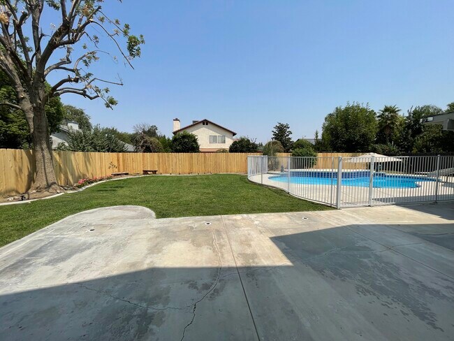 Building Photo - 14304 Culiacan Ave