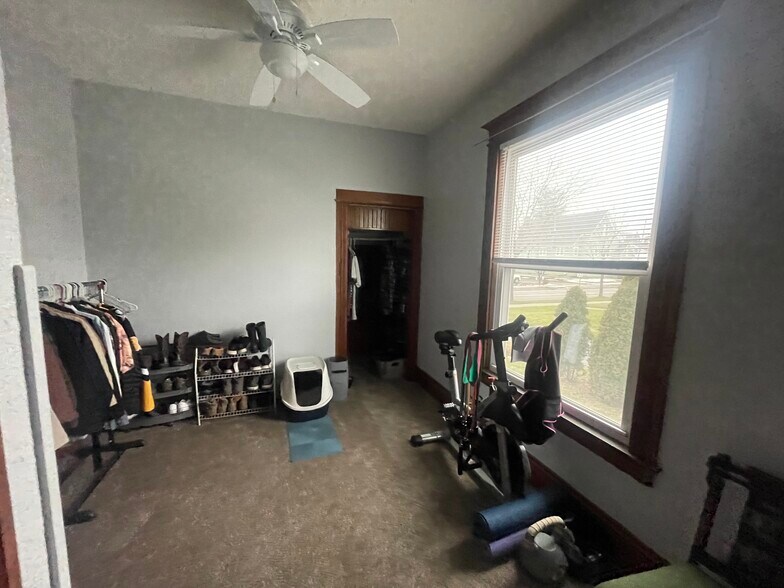 Building Photo - 22 West Ave