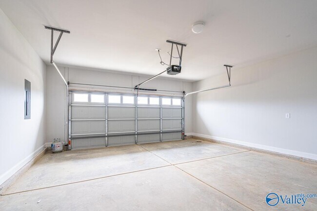 Building Photo - 176 Tybee Dr