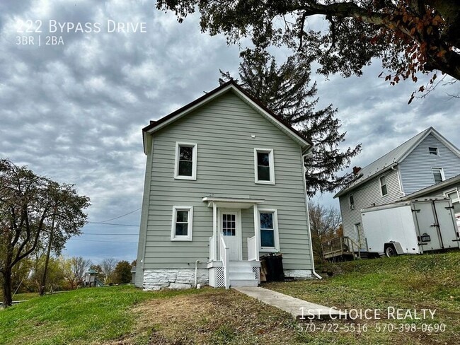 Building Photo - 222 Bypass Dr