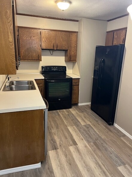 Building Photo - 502 M St