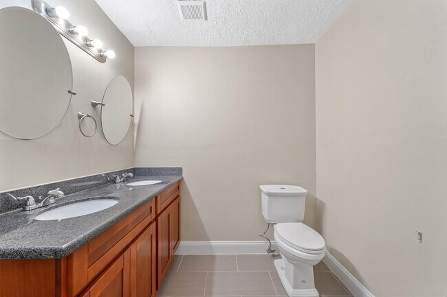 Building Photo - 4815 Arvilla Ln