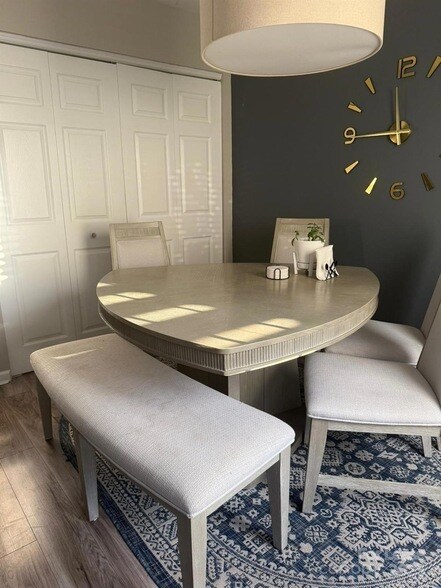 Building Photo - 18506 Oakhurst Blvd