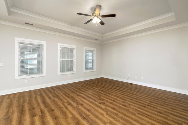 Building Photo - 2070 Hatteras Way