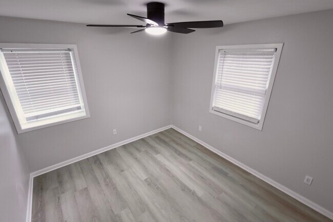 Building Photo - 1190 Hazel St