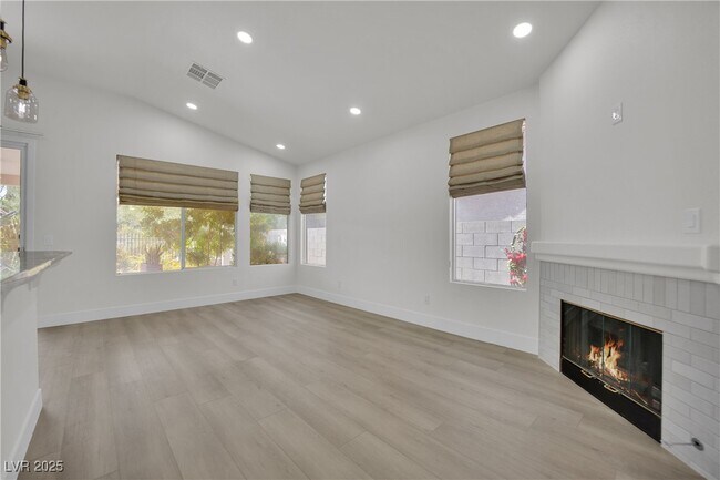 Building Photo - 3027 Panorama Ridge Dr