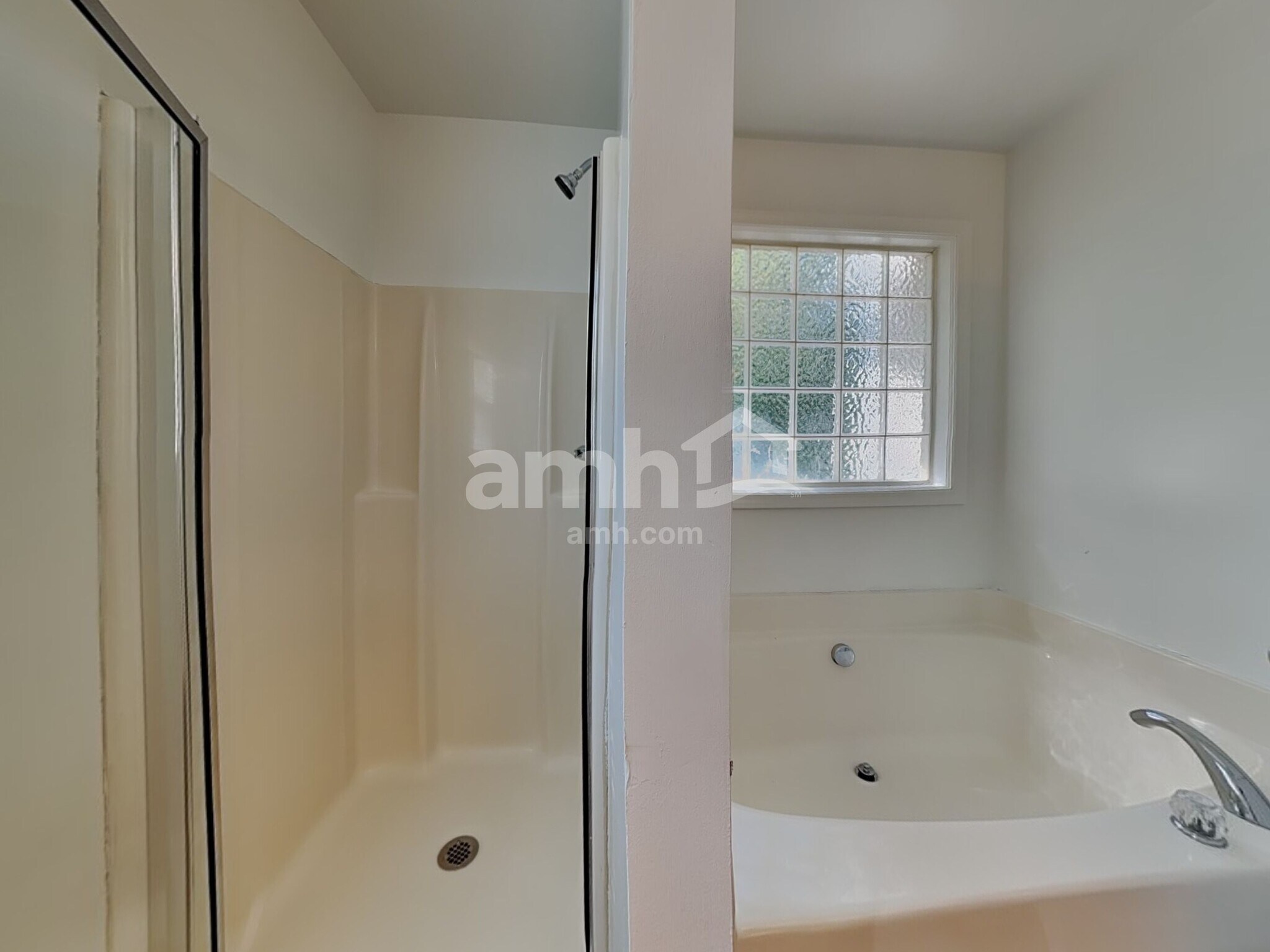 Building Photo - 2916 Filbert St