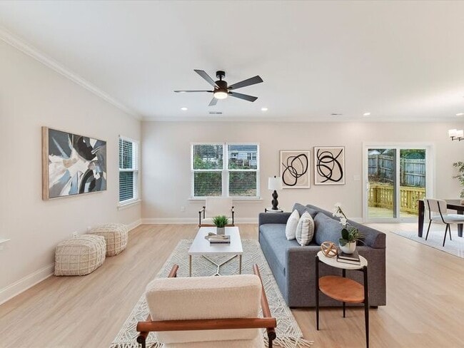 Building Photo - Brand New 4BD/2.5BA Home in Revolution Park!