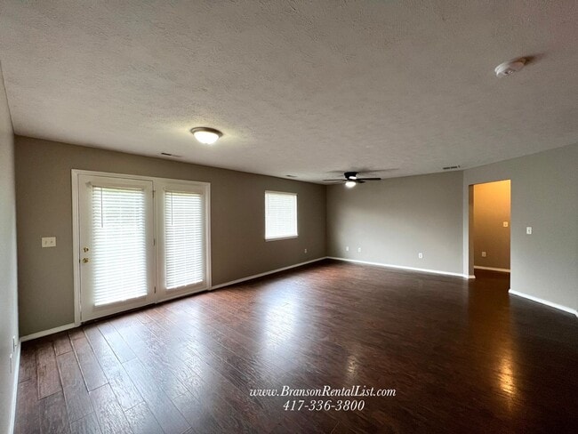 Primary Photo - Newly Remodeled 3BR/2BA