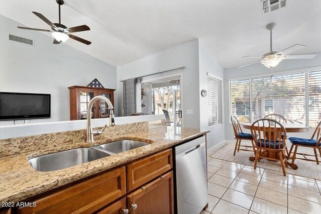 Building Photo - Sunbird Active Adult Community, 55+ ,Chandler, 2 bed, 2 bath, single story, gated community