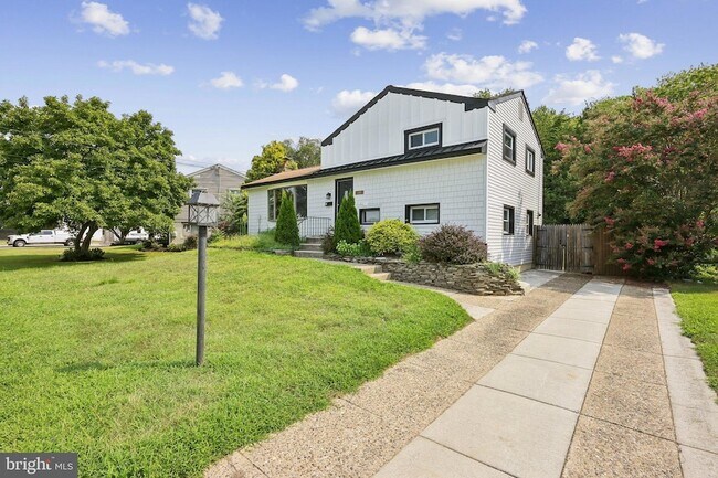 Building Photo - 118 Sylvan Terrace
