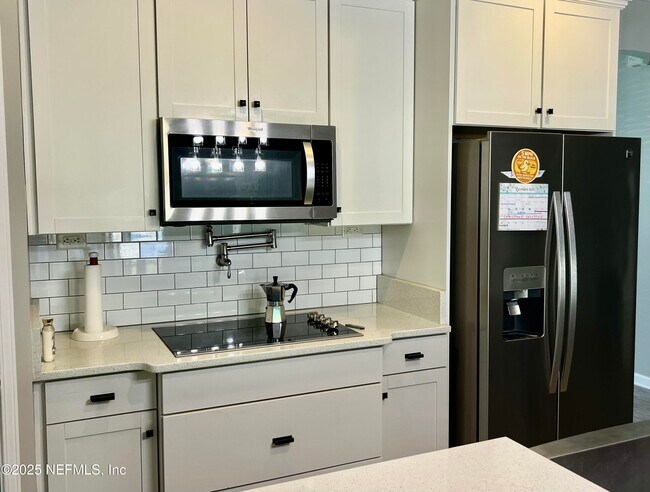 Building Photo - 3955 Hammock Bluff Cir