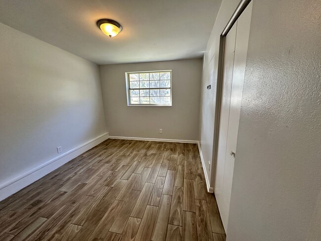 Building Photo - Home for Rent in Arlington 3-Bedroom, 2-Ba...