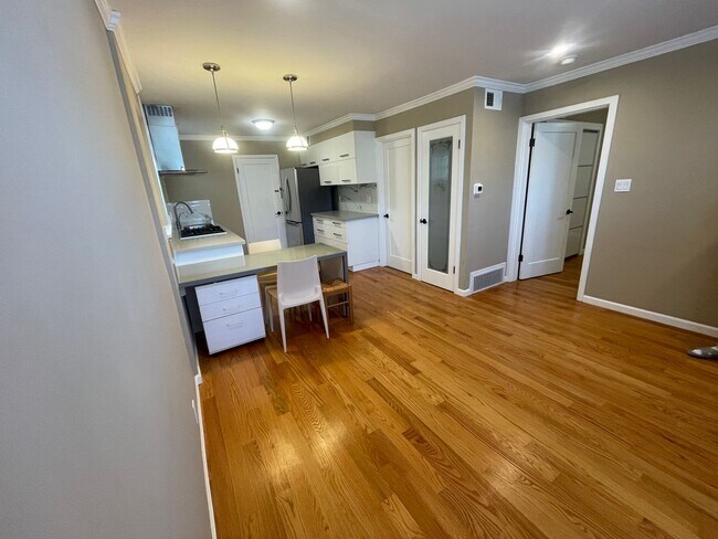 Building Photo - 1862a 17th Ave