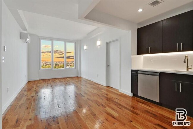 Primary Photo - 2 bedroom in Brooklyn NY 11233