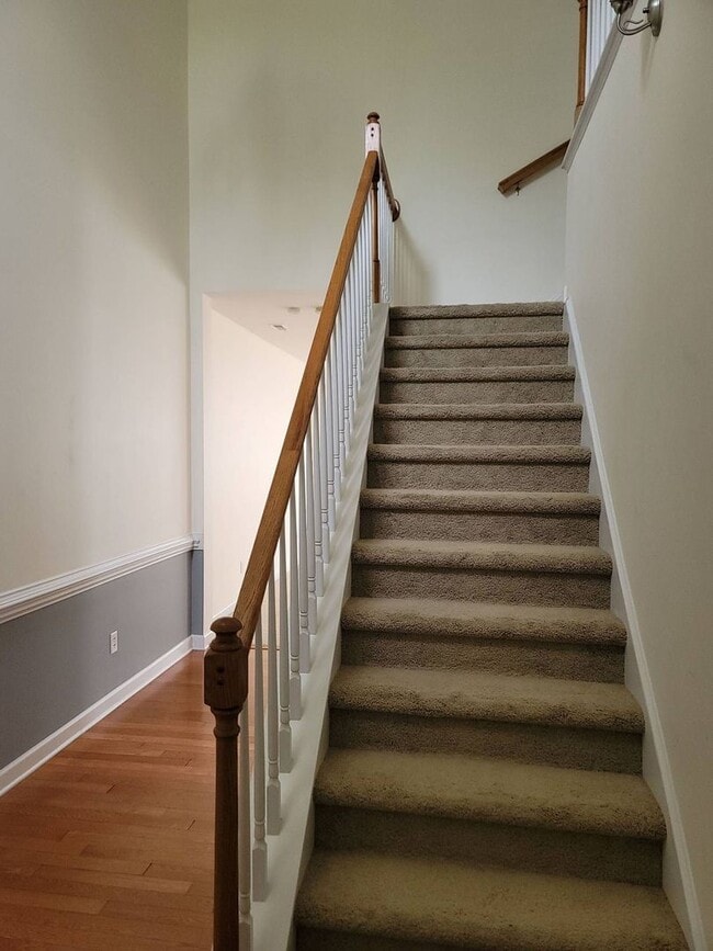 Building Photo - Nice Townhome off Providence Rd/485 South