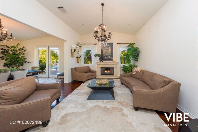 Building Photo - Gated Community-Lynn Oaks Estates Pool Hom...