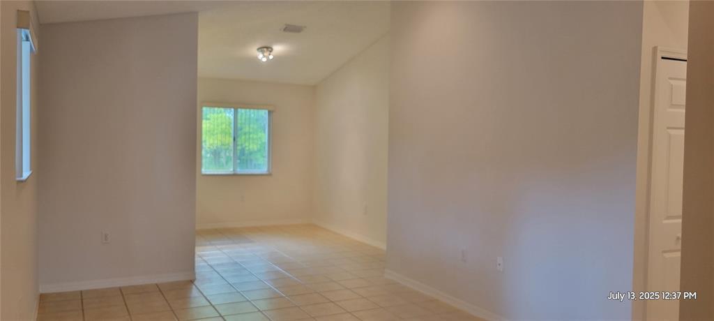 Building Photo - 2125 NW 77th Way
