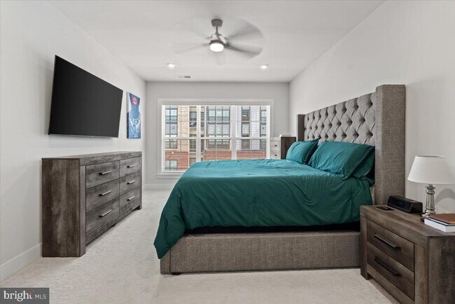 Building Photo - 106 St Ives Pl