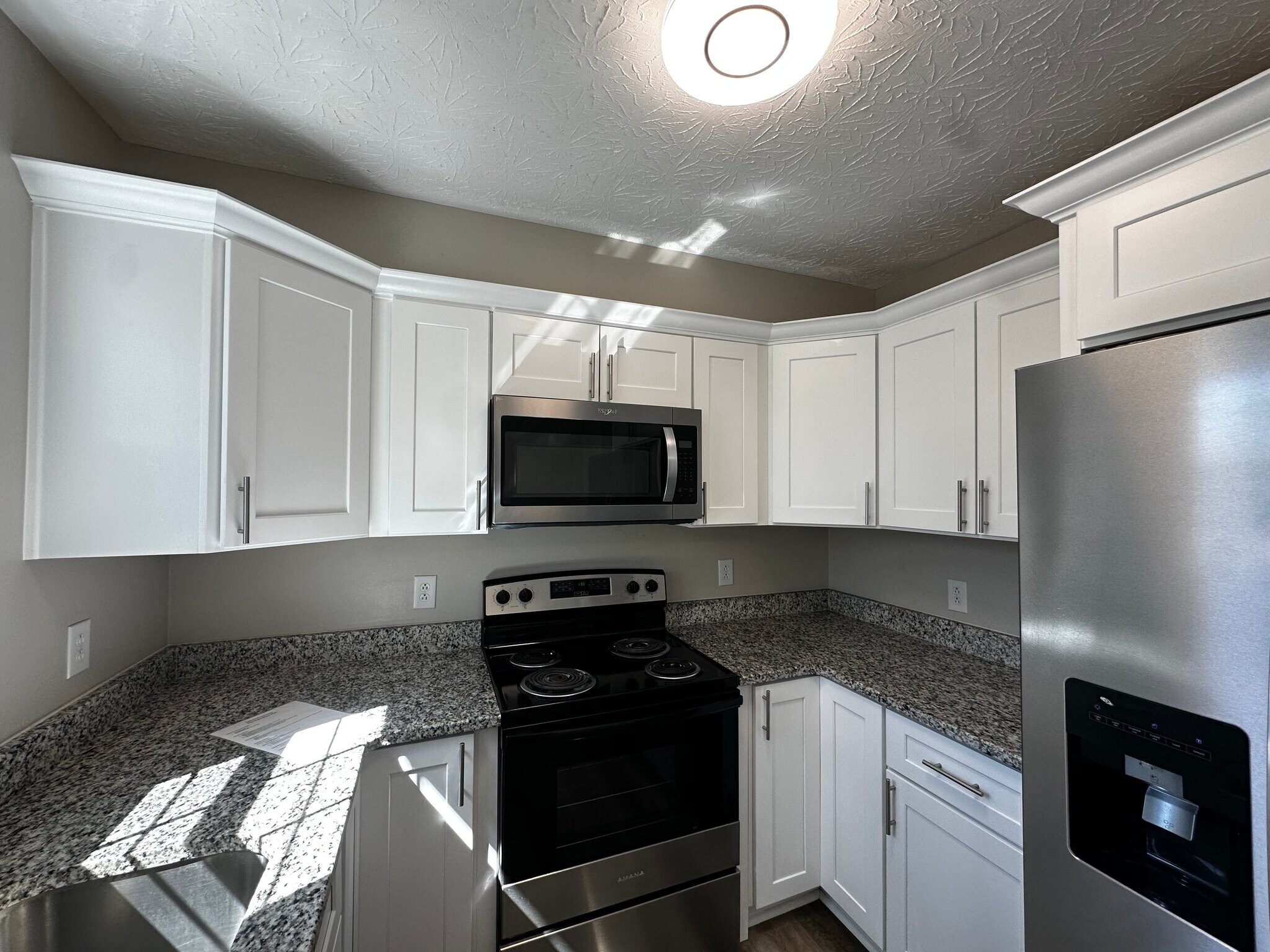 Building Photo - 1506 Batts Blvd