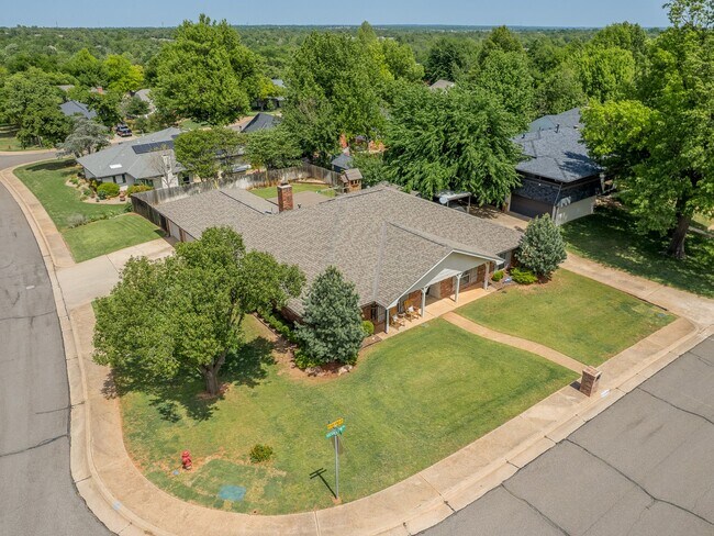 Building Photo - 801 Rock Hollow Rd