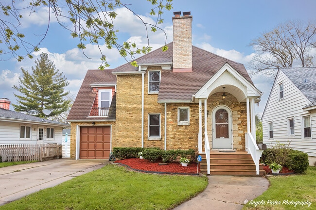 Building Photo - 603 Westmoreland Ave