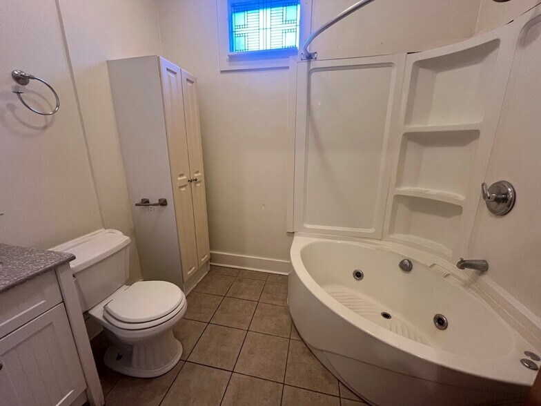 Building Photo - 22 S Franklin St