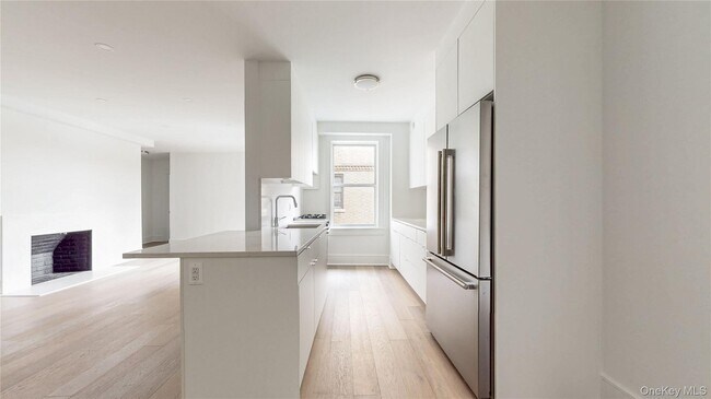 Building Photo - 148-09 Northern Blvd