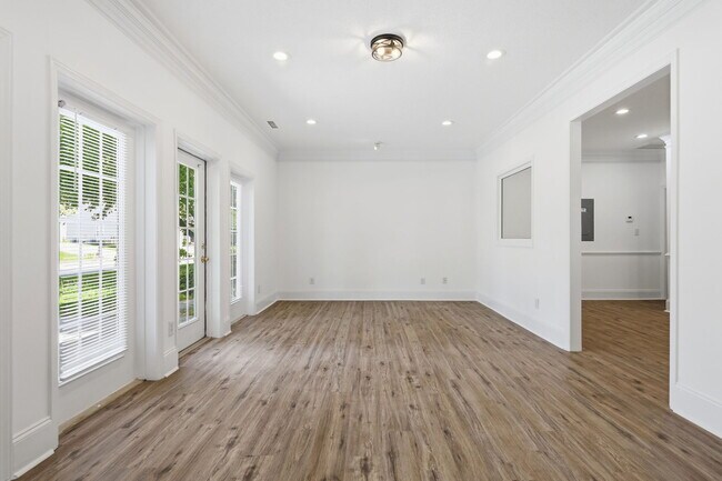 Building Photo - 3101 Sawyers Mill Dr