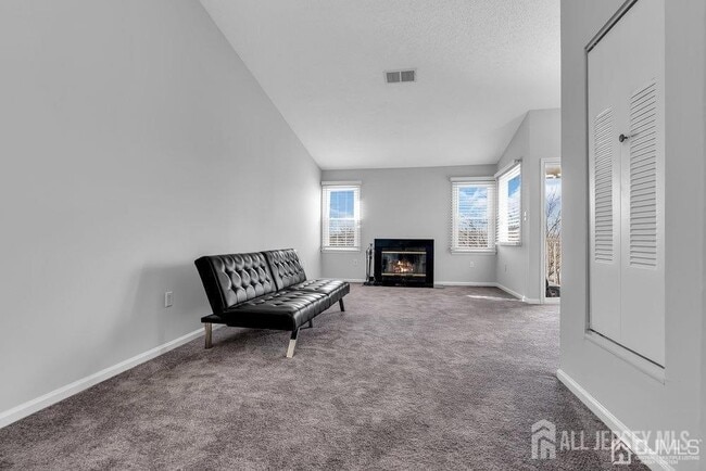 Building Photo - 1236 Edpas Rd
