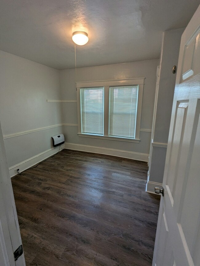 Building Photo - 159 West St