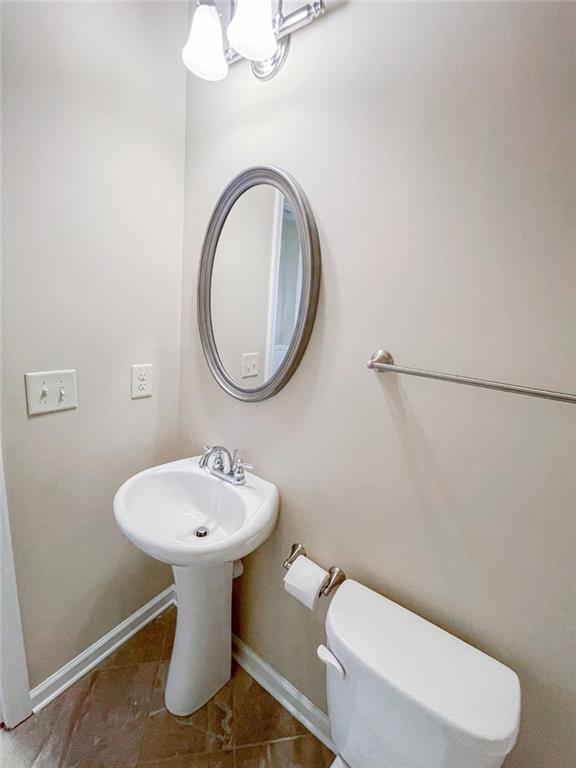 Building Photo - 328 Privet Cir