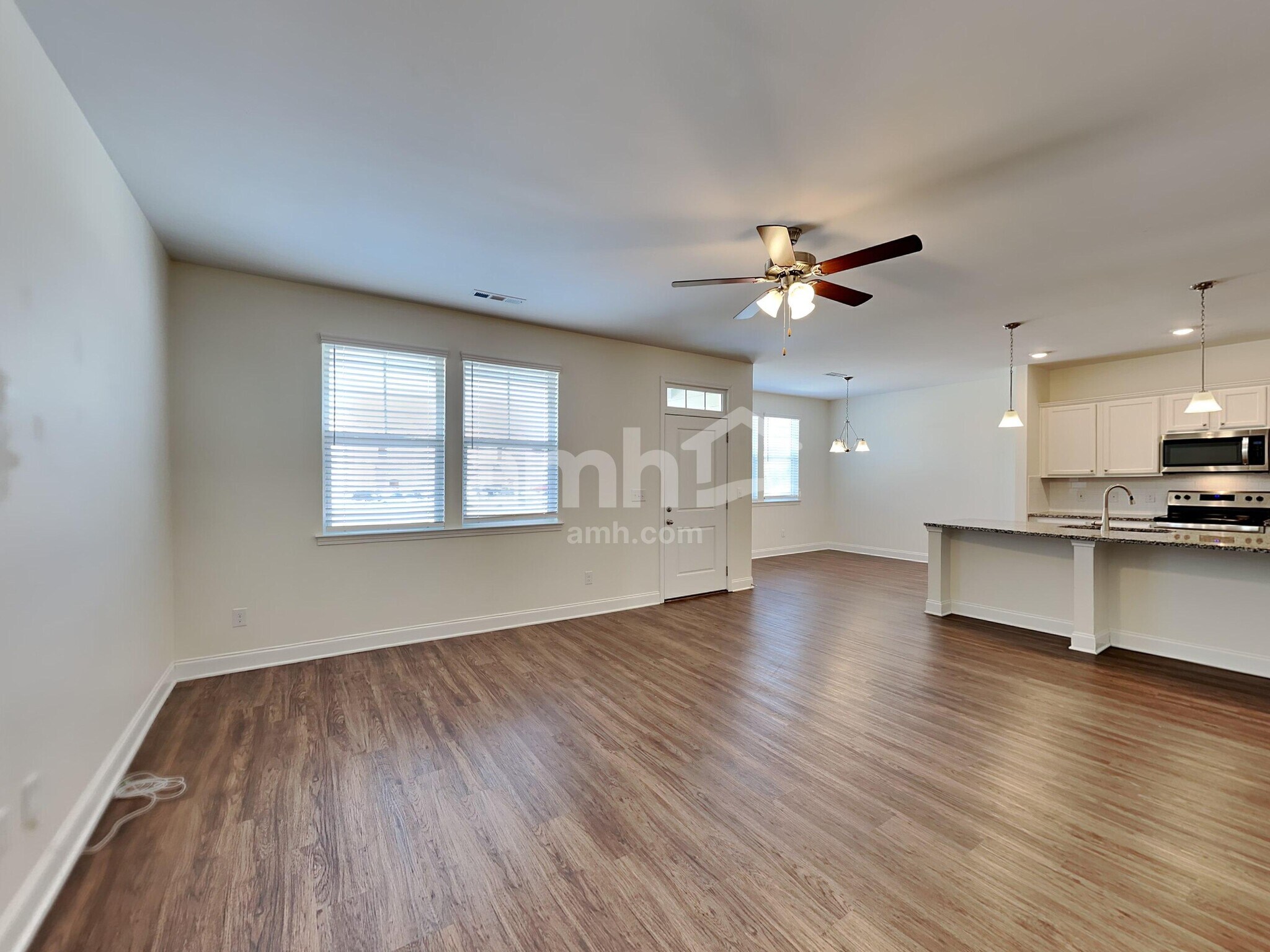 Building Photo - 5121 Jack Byrnes Dr