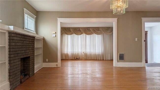 Building Photo - 88 Commonwealth Ave