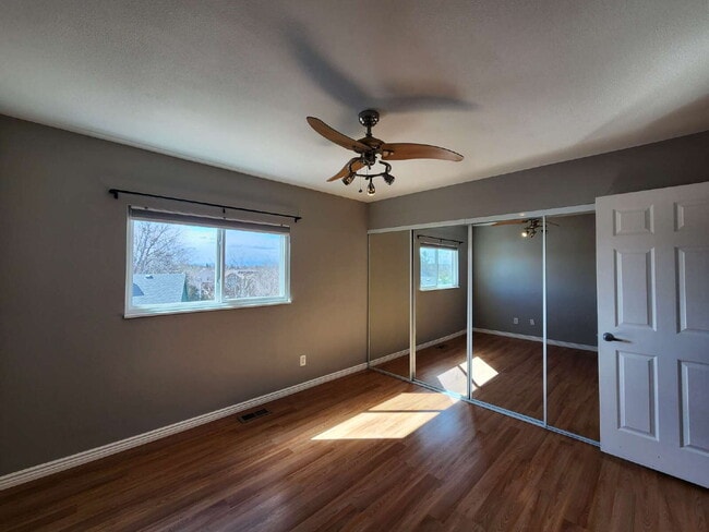 Building Photo - Beautiful 3 Bedroom Home In Great Neighborhood!