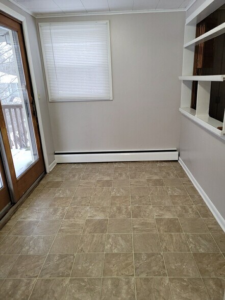 Dining room - 5116 Murphy Rd